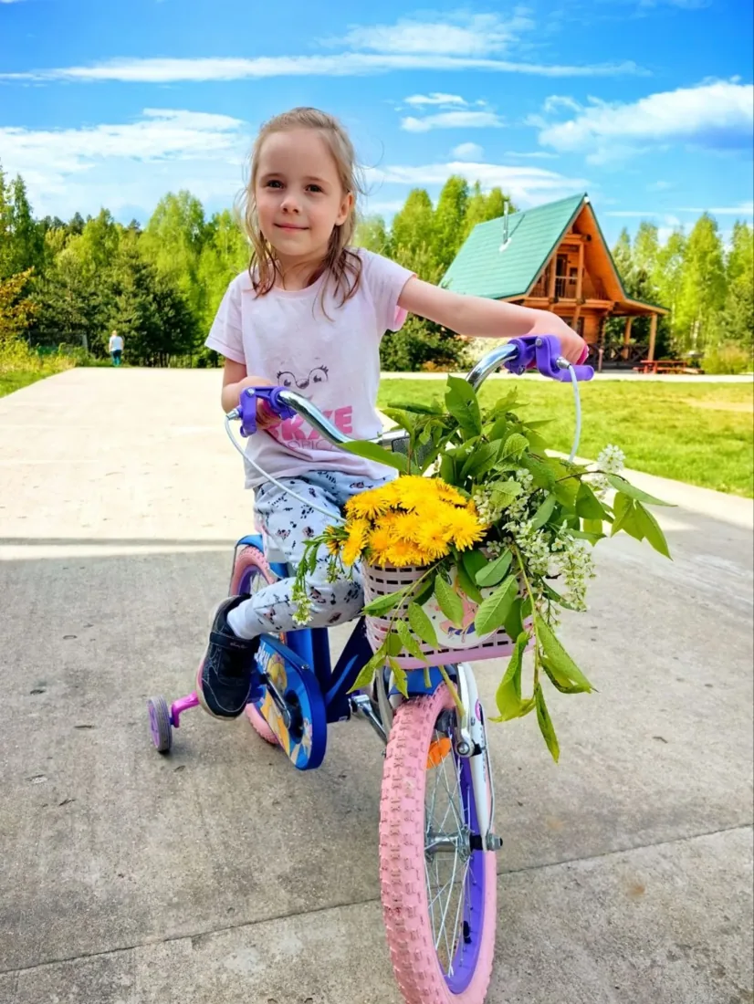 Велосипед с цветами