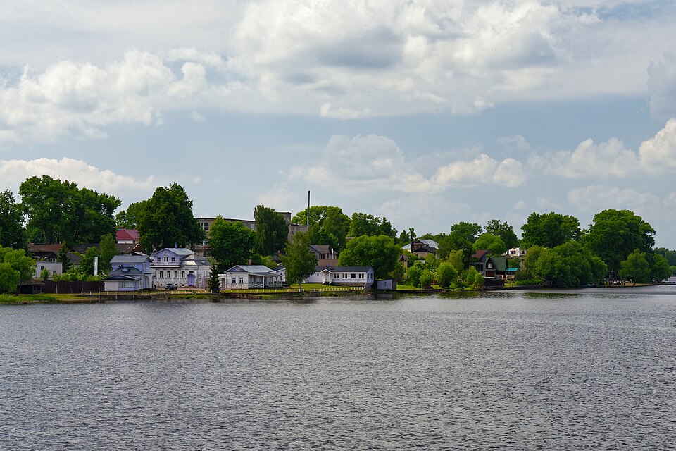 Панорама Калязина с Волги