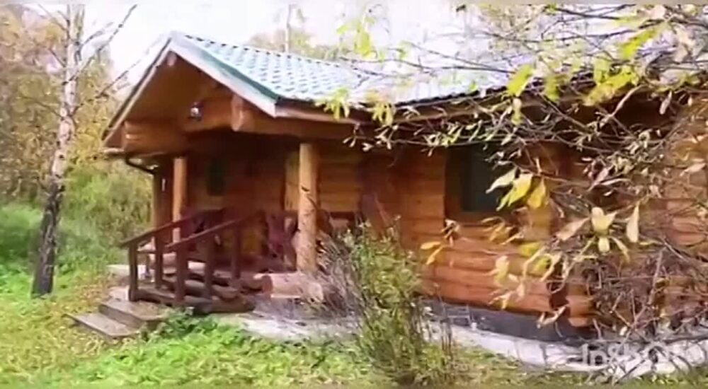 Обложка видео «Осень на нашей базе отдыха»